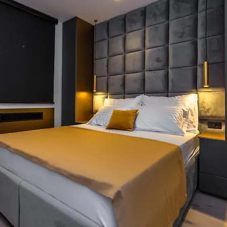 Apartment Lux Marko *